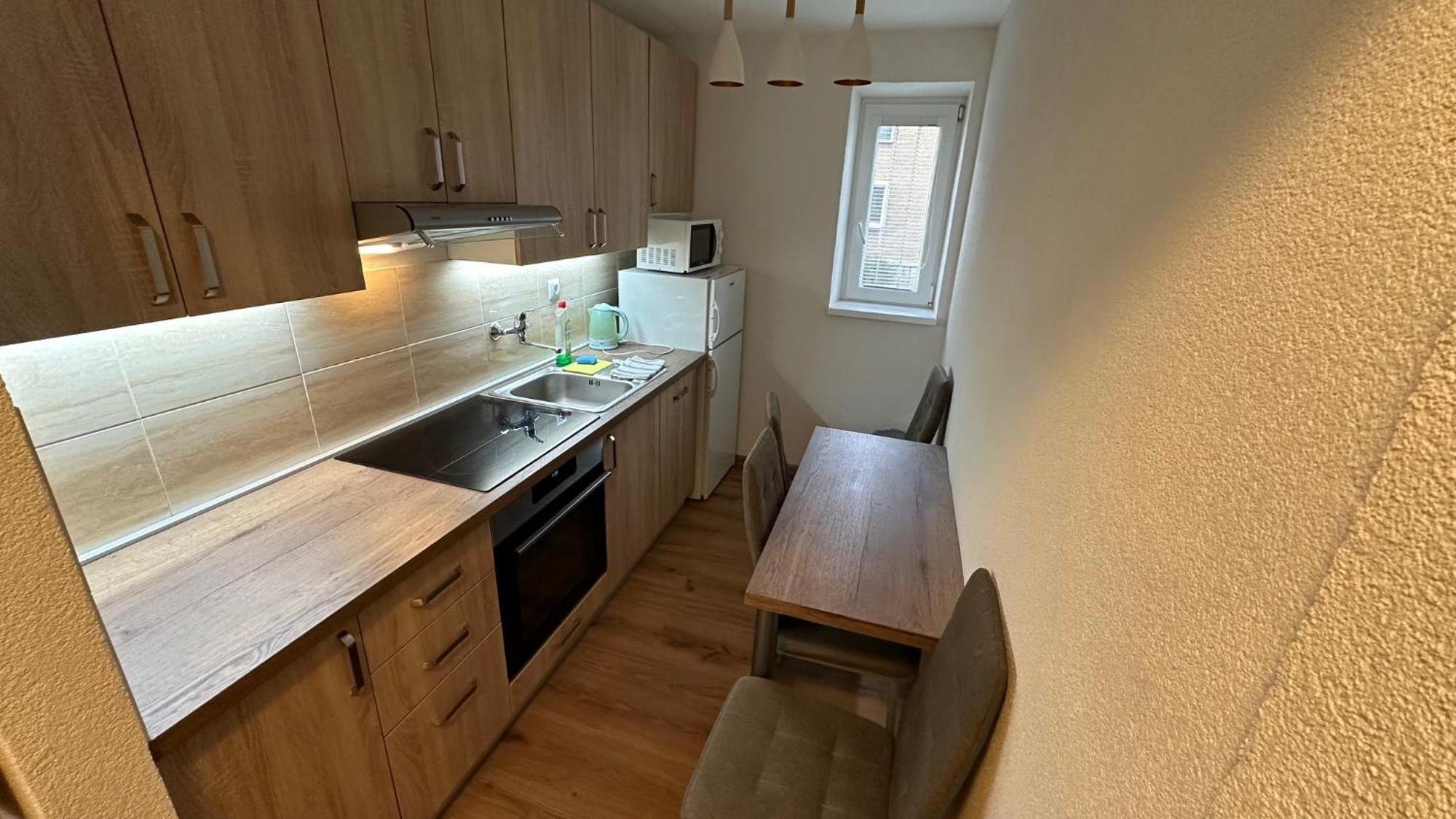 3 Room Apartment, Free Parking, Liptovský Mikuláš Екстериор снимка